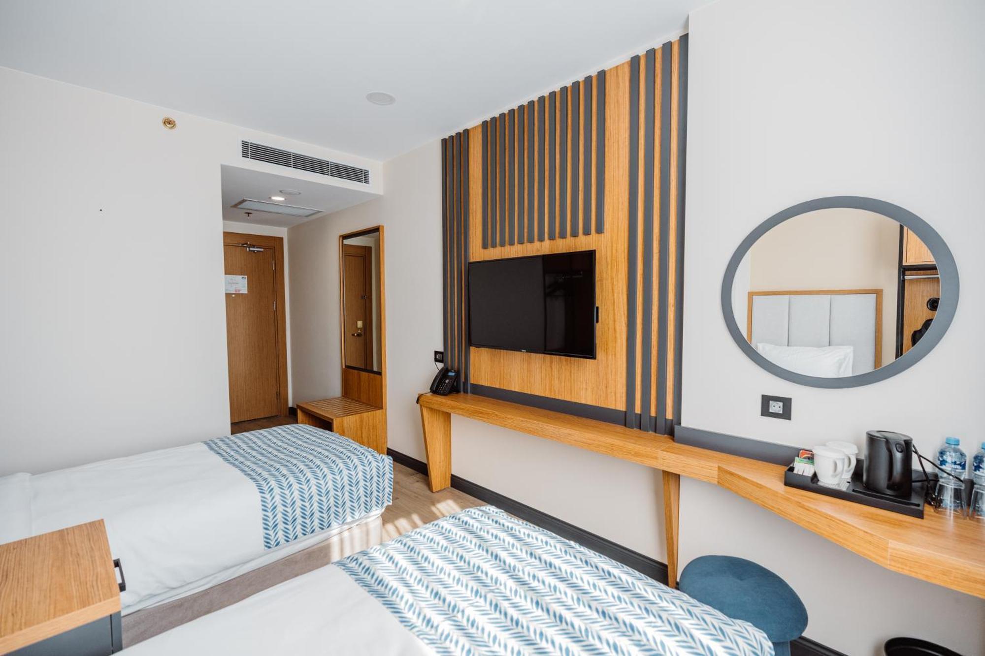 Best Western Plus Батумі Екстер'єр фото