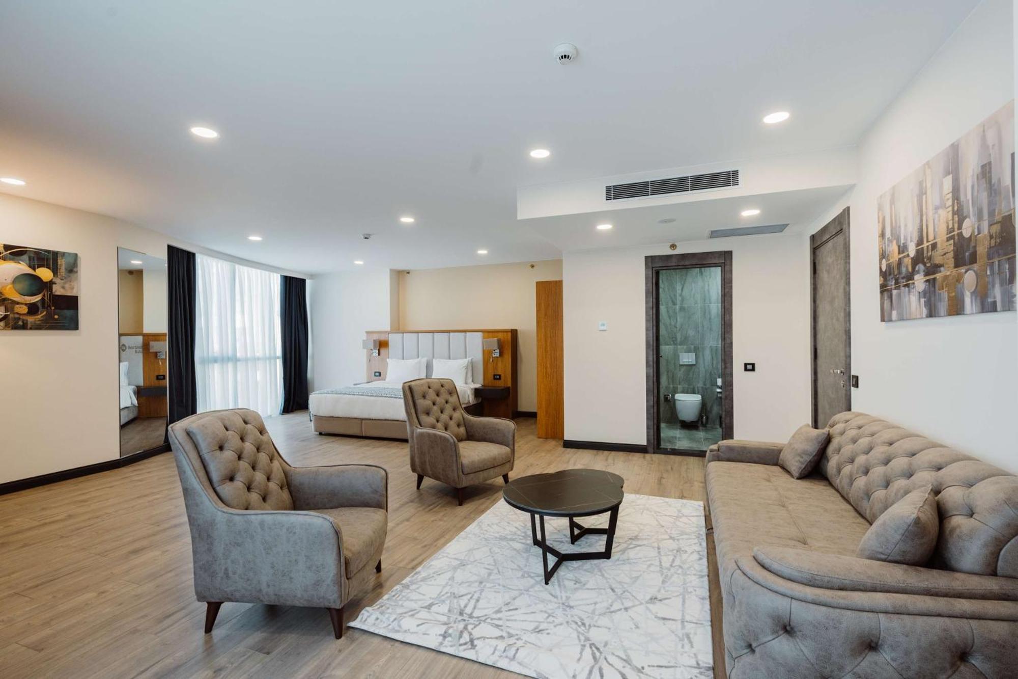 Best Western Plus Батумі Екстер'єр фото