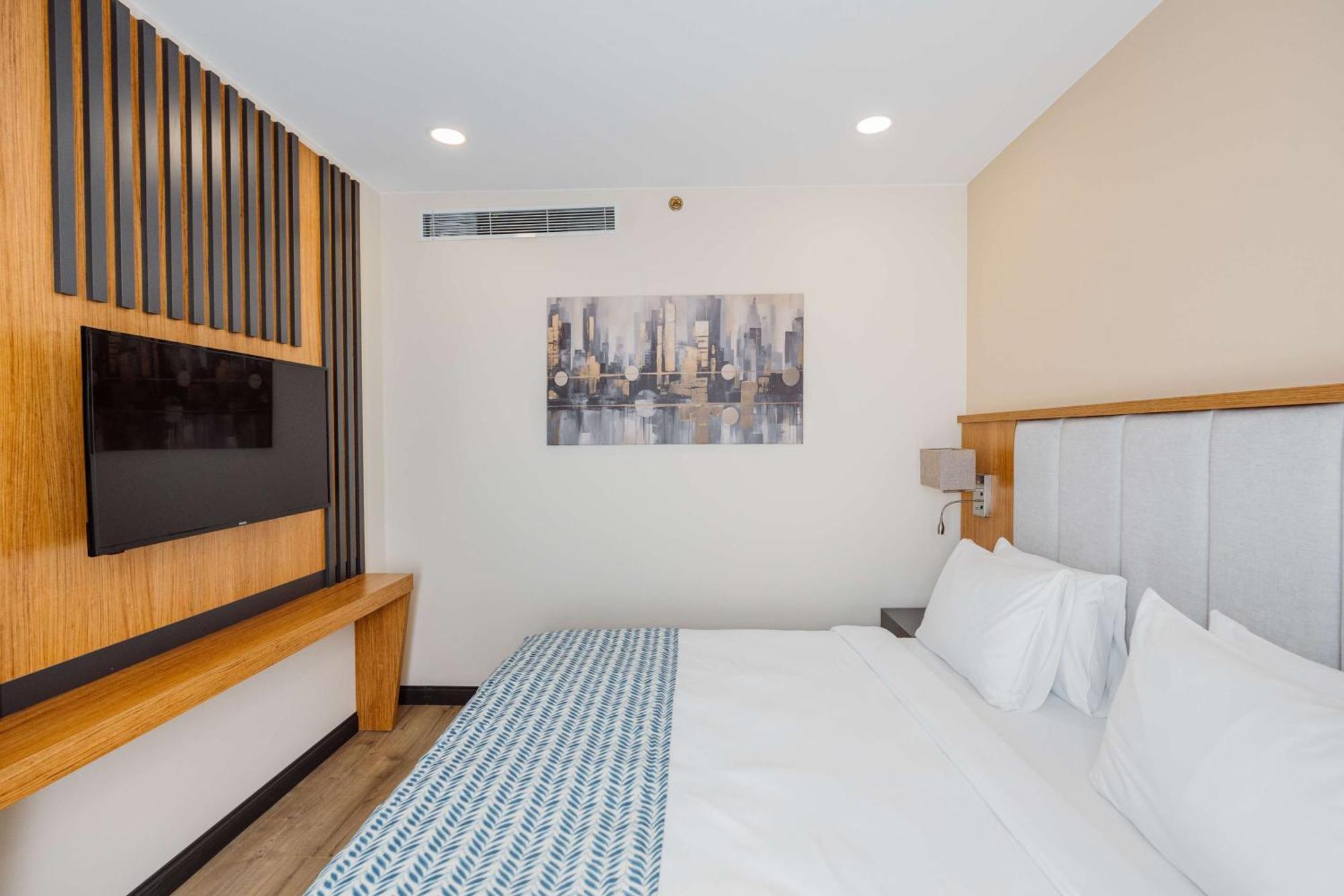 Best Western Plus Батумі Екстер'єр фото