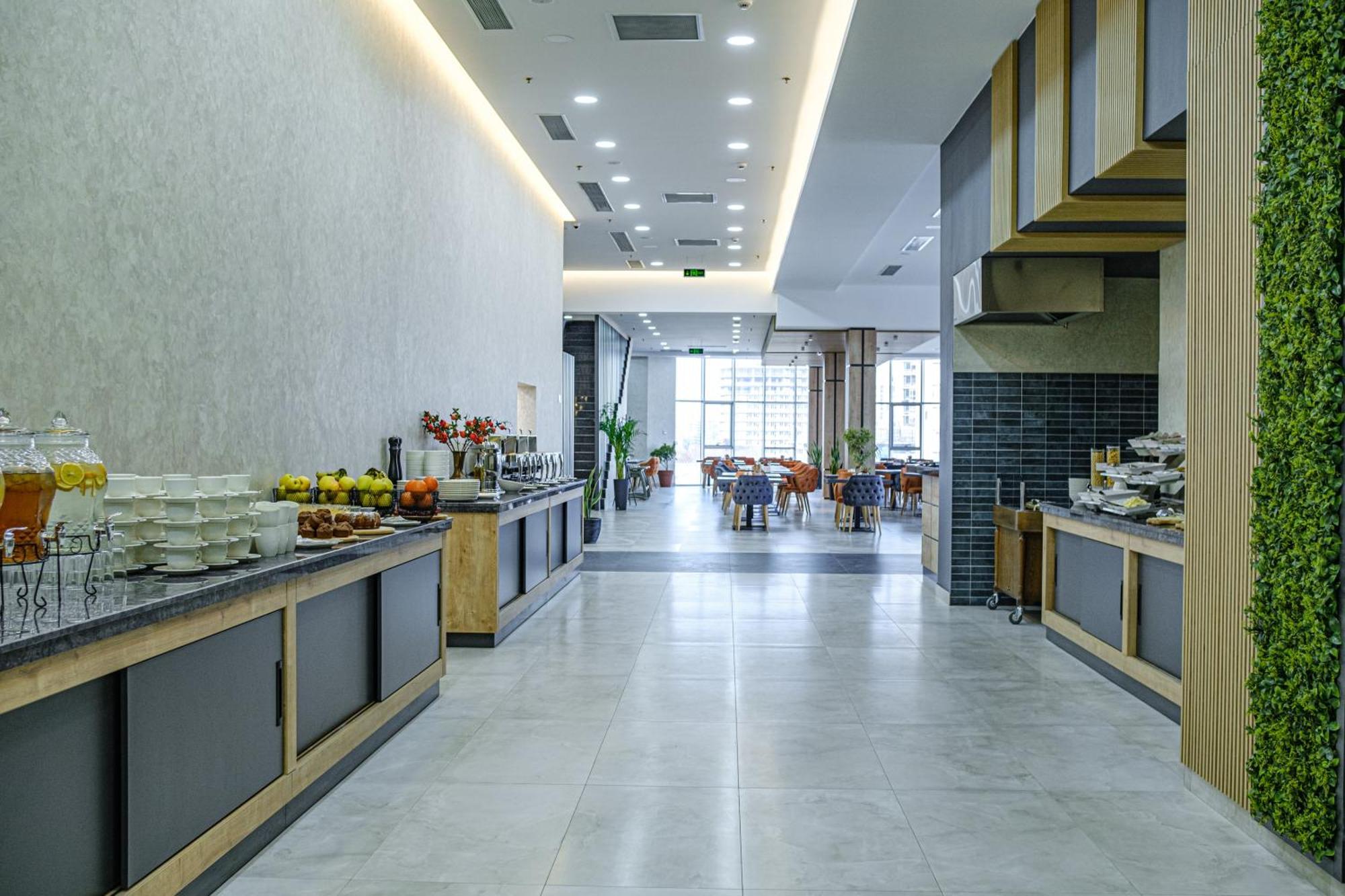 Best Western Plus Батумі Екстер'єр фото