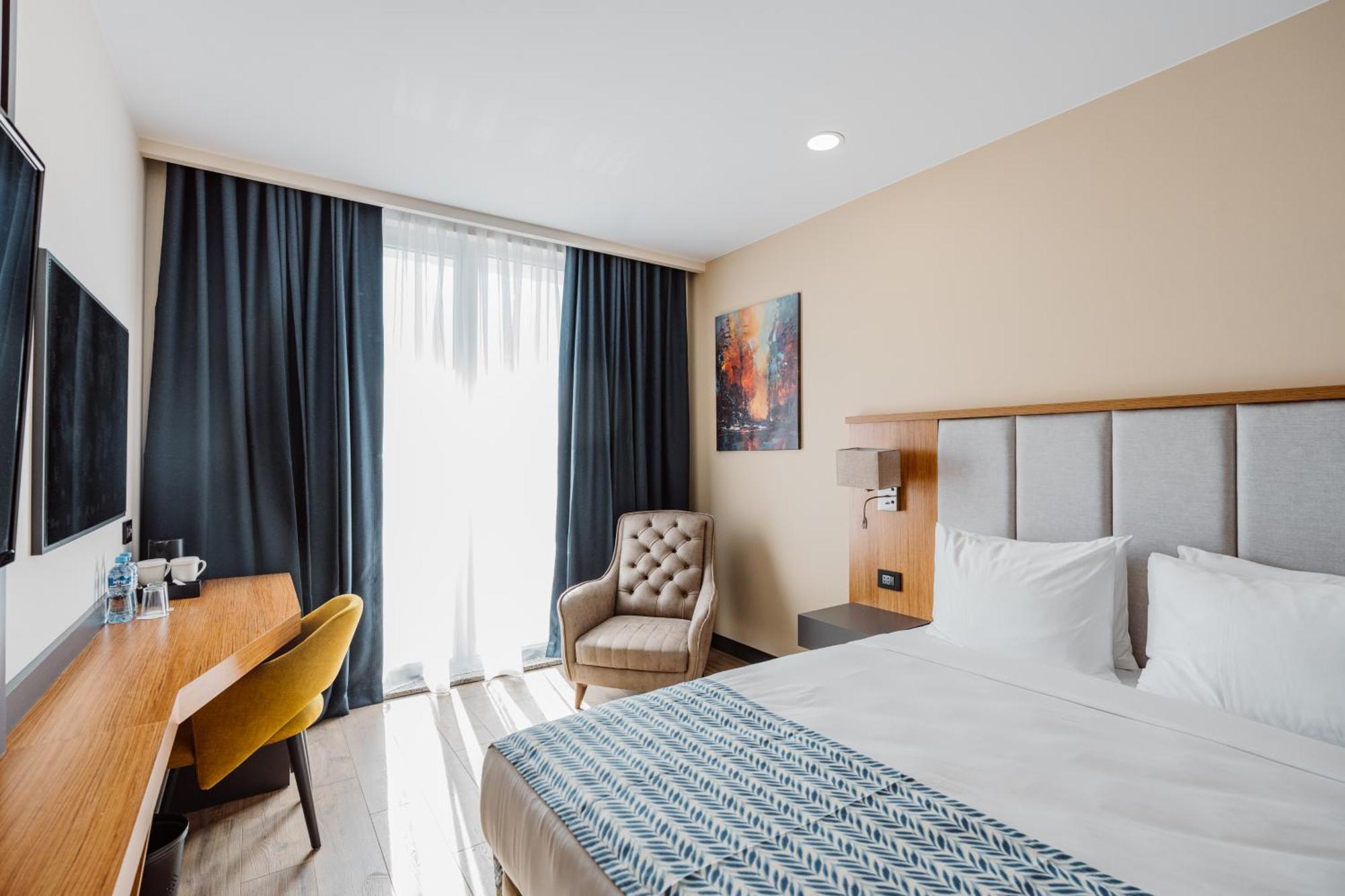 Best Western Plus Батумі Екстер'єр фото