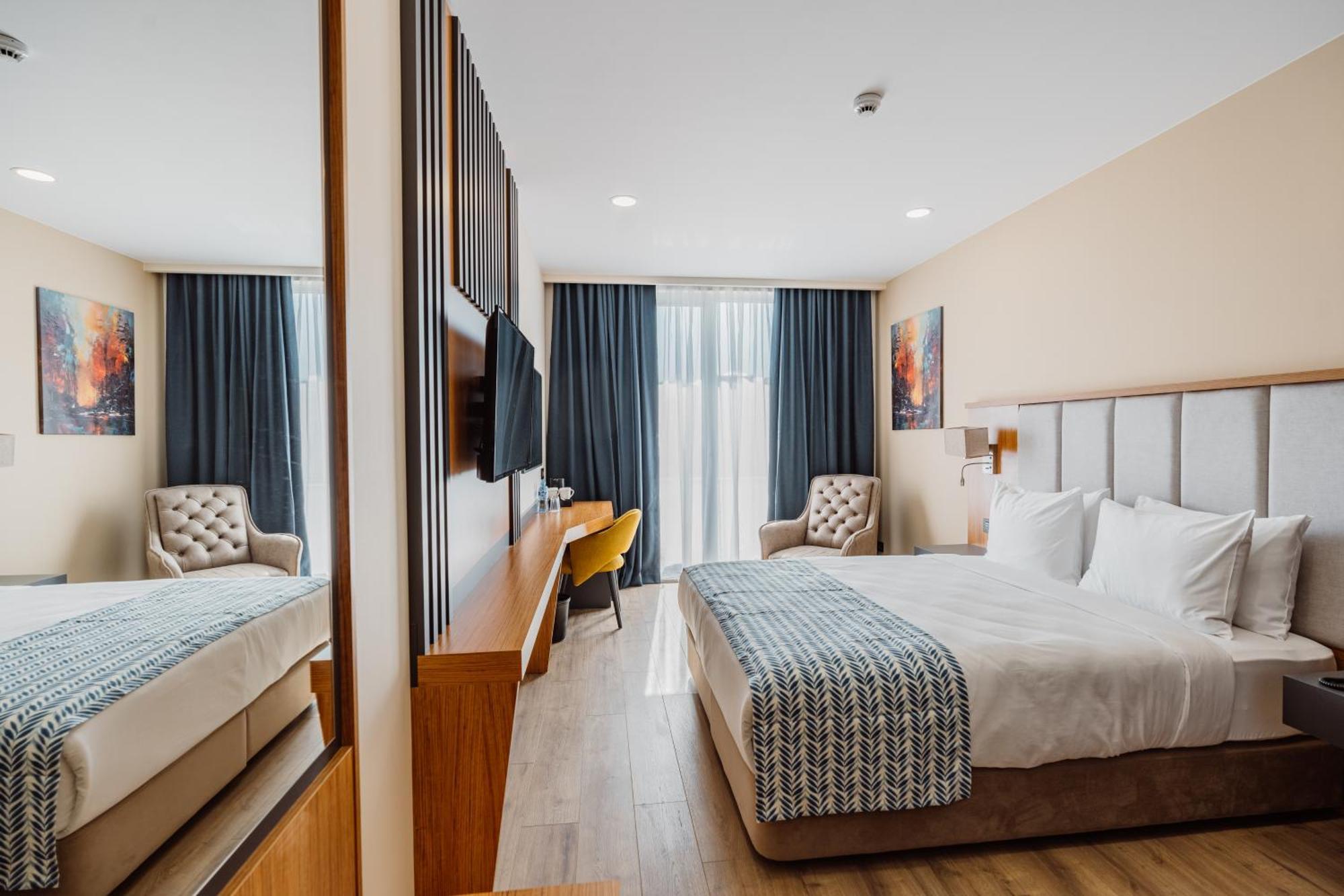 Best Western Plus Батумі Екстер'єр фото